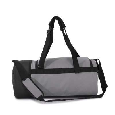 Tubular sports bag with separate shoe compartment